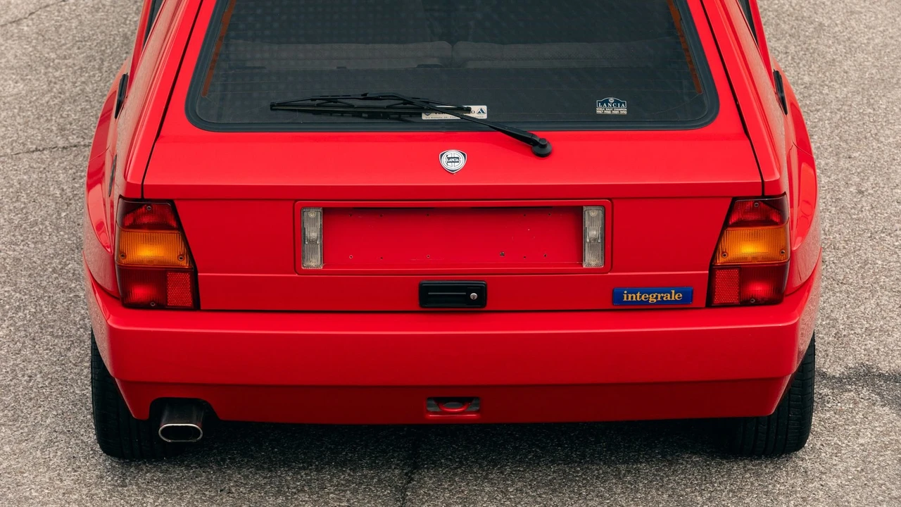 1991 Lancia Delta 1st Gen - Image 14 of 31