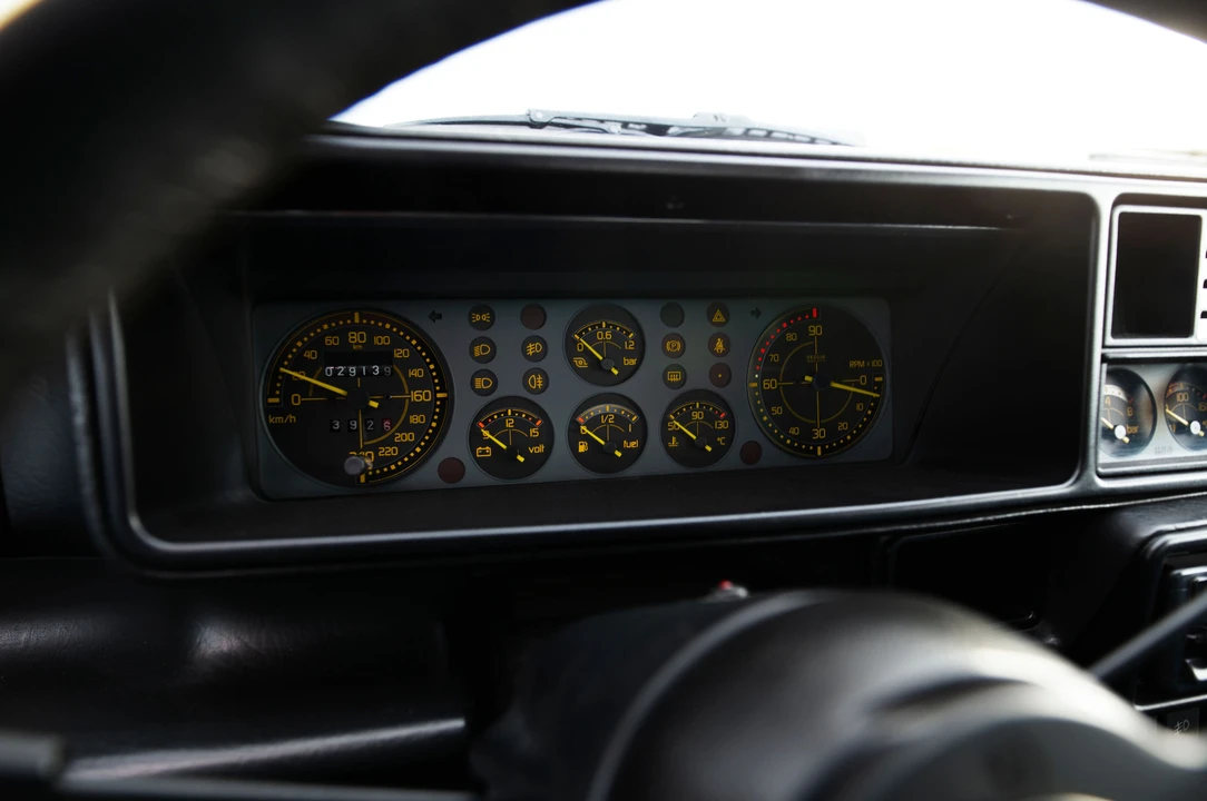 1991 Lancia Delta 1st Gen - Image 27 of 31