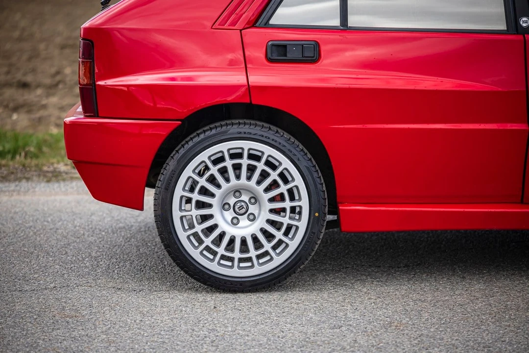 1991 Lancia Delta 1st Gen - Image 23 of 30