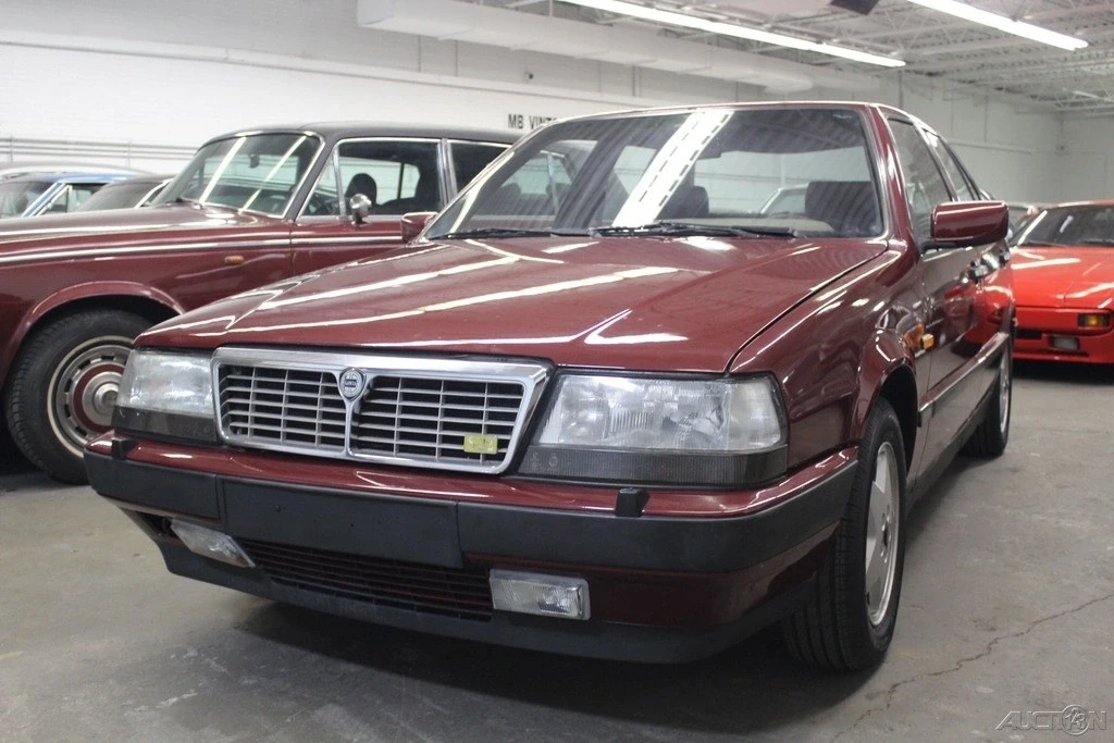 1991 Lancia - Image 2 of 21