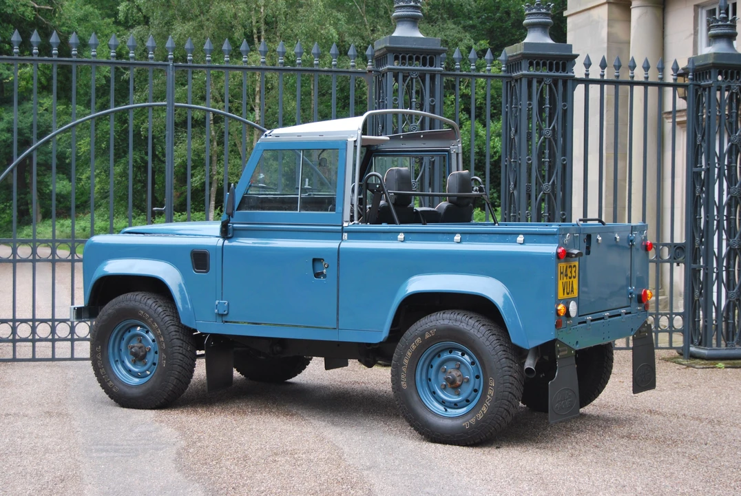 1991 Land Rover Defender 90 - Image 3 of 12