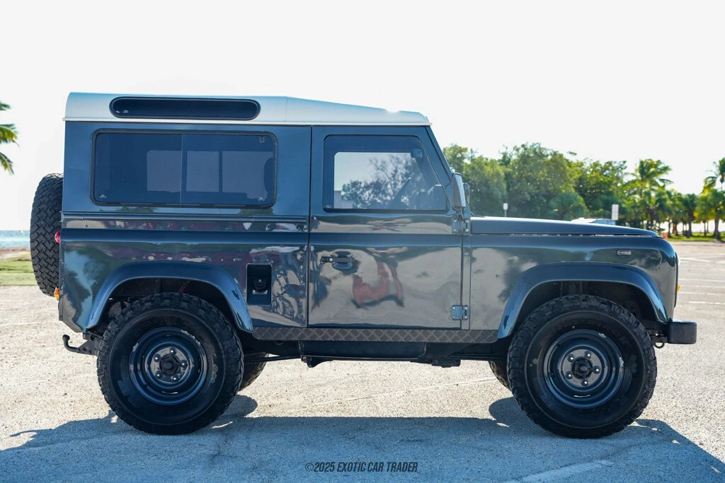 1991 Land Rover Defender - Image 9 of 12