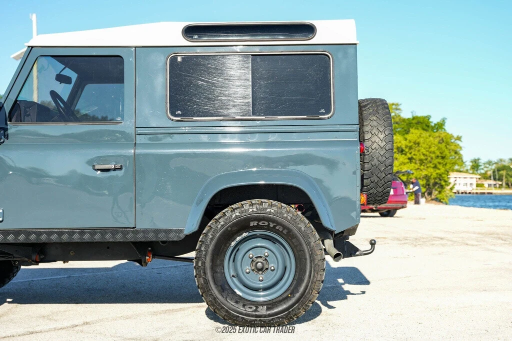 1991 Land Rover Defender - Image 5 of 12