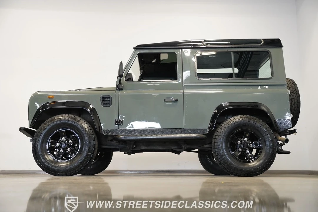 1991 Land Rover Defender - Image 9 of 21