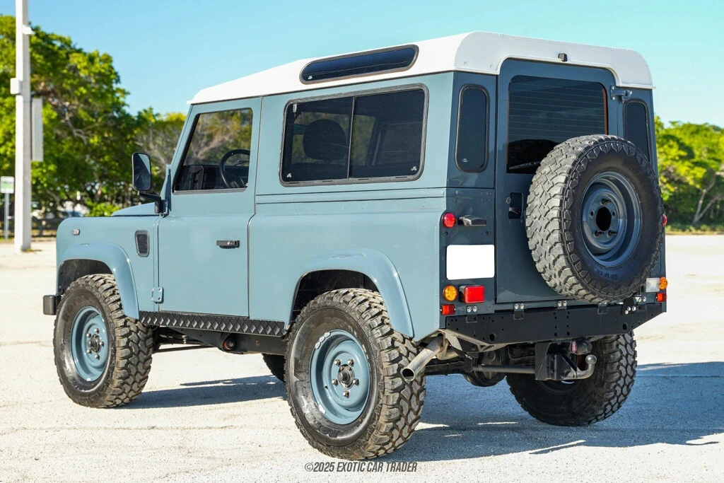 1991 Land Rover Defender - Image 6 of 12