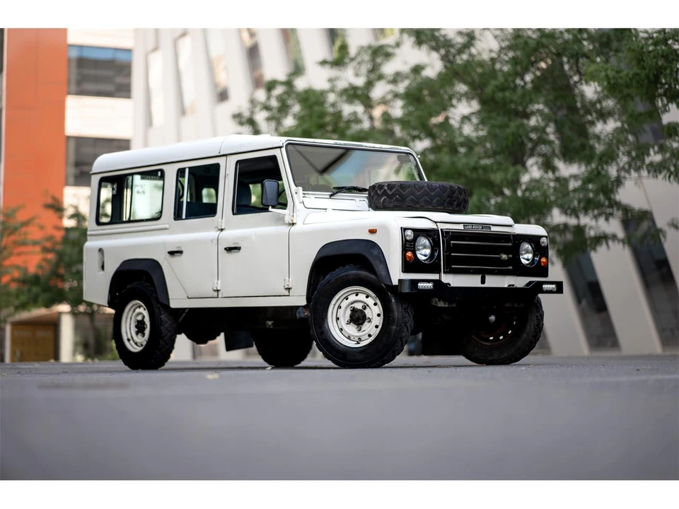 1991 Land Rover Defender 110 - Image 10 of 31