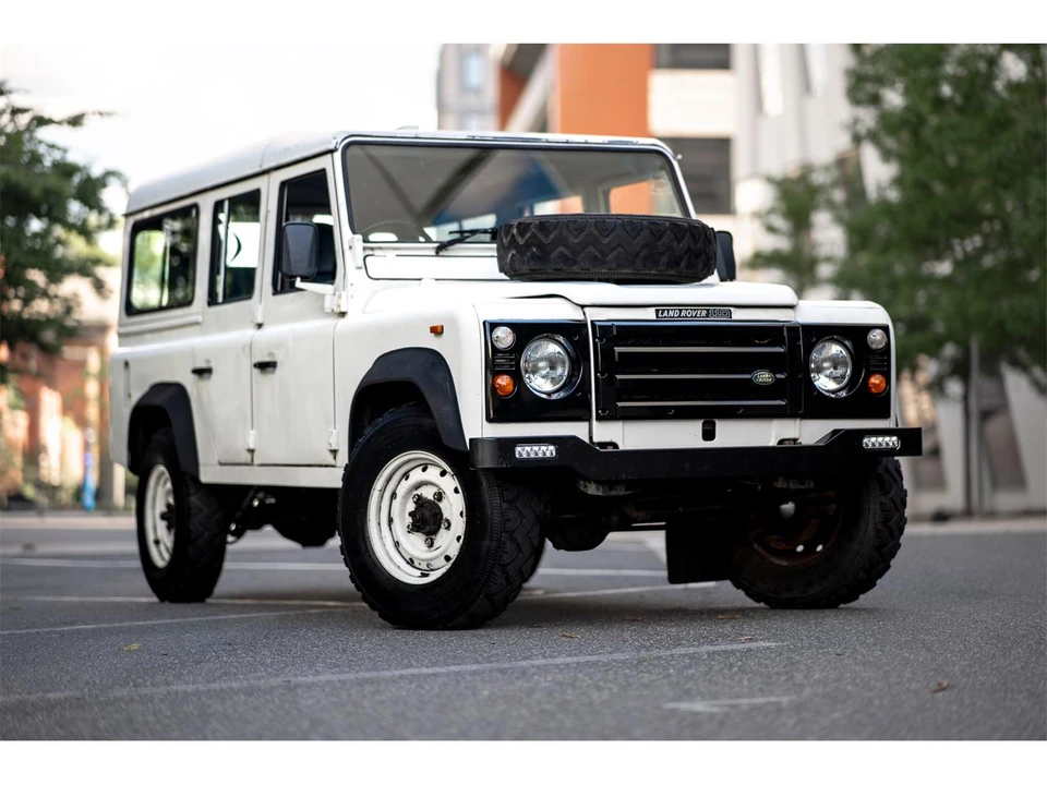 1991 Land Rover Defender 110 - Image 11 of 31