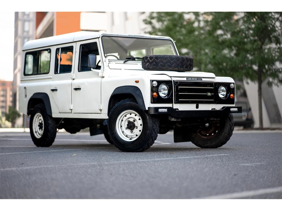 1991 Land Rover Defender 110 - Image 19 of 31