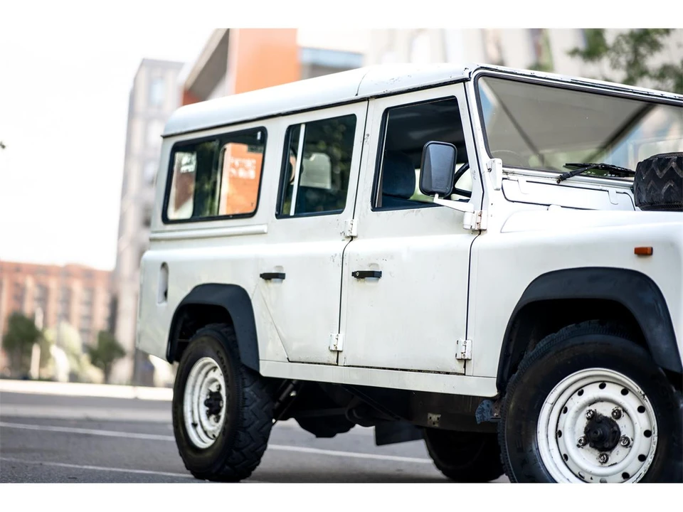 1991 Land Rover Defender 110 - Image 21 of 31