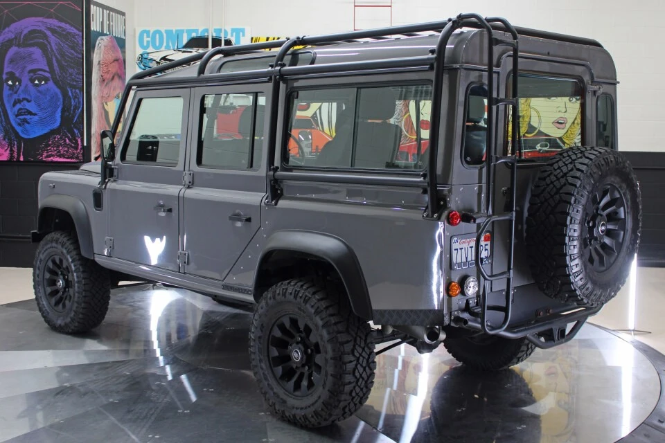 1991 Land Rover Defender 110 - Image 6 of 31