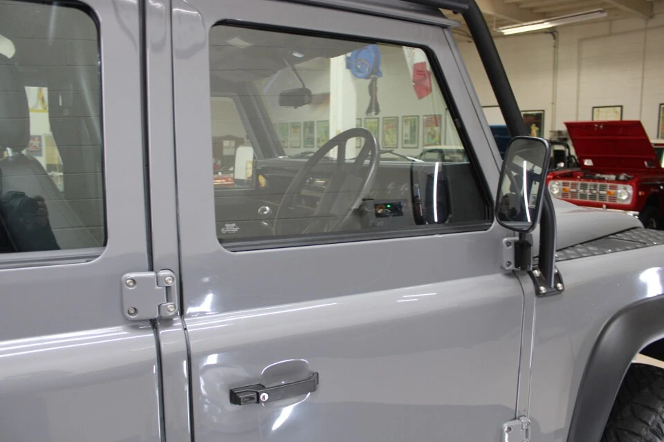 1991 Land Rover Defender 110 - Image 20 of 31