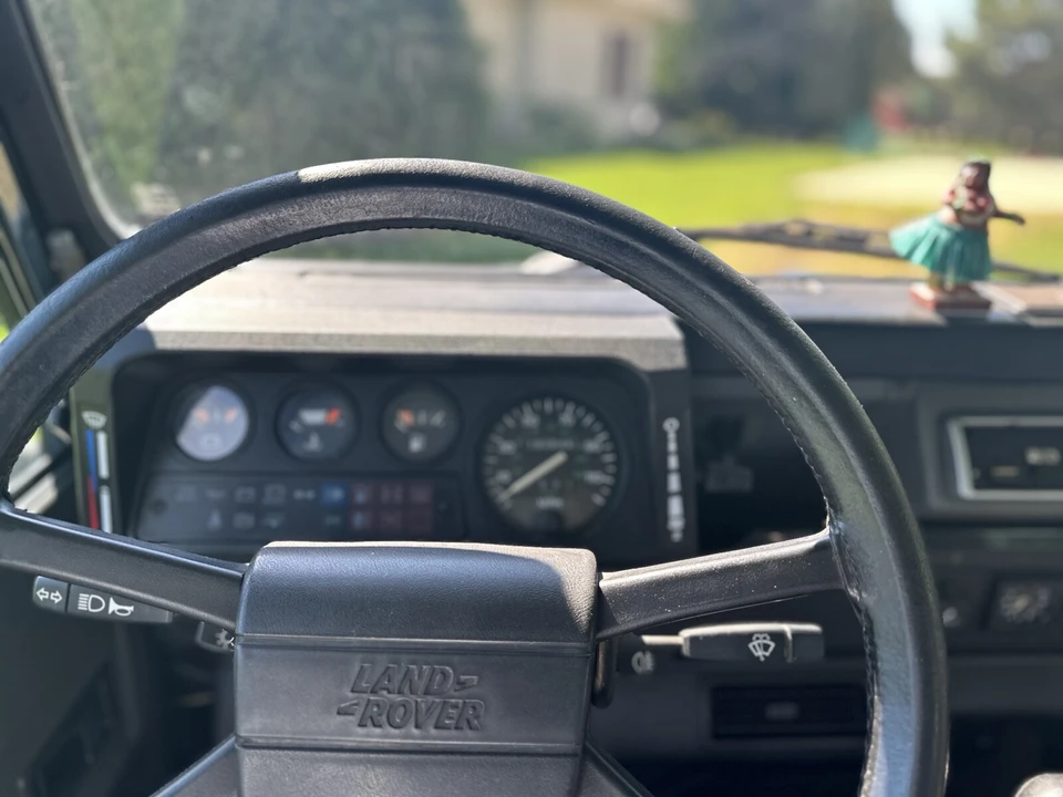 1991 Land Rover Defender 110 - Image 11 of 21