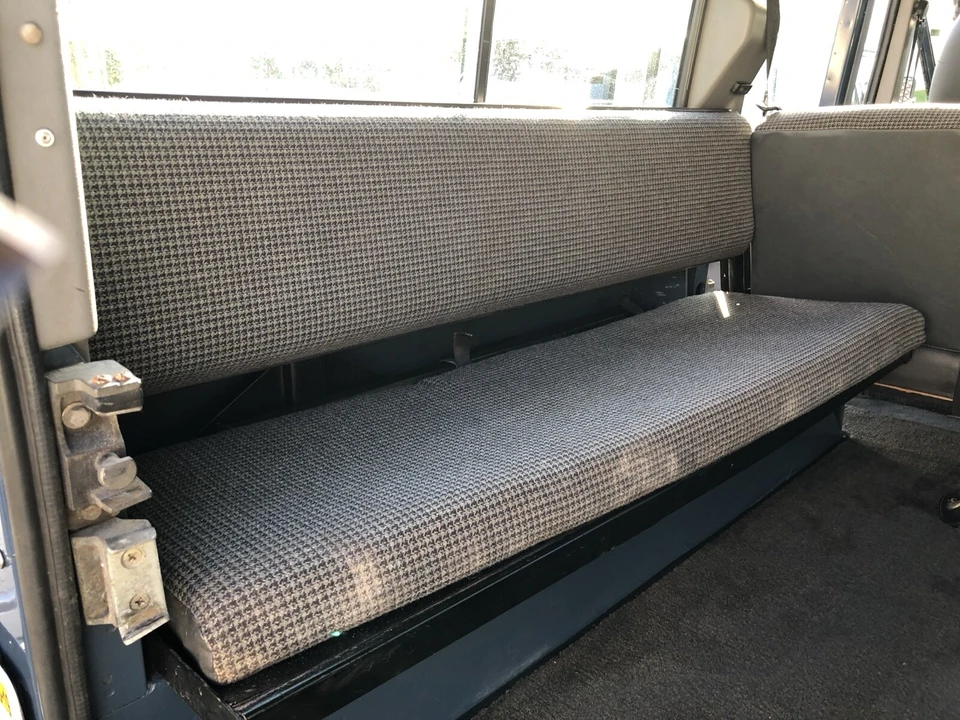 1991 Land Rover Defender 110 - Image 18 of 21