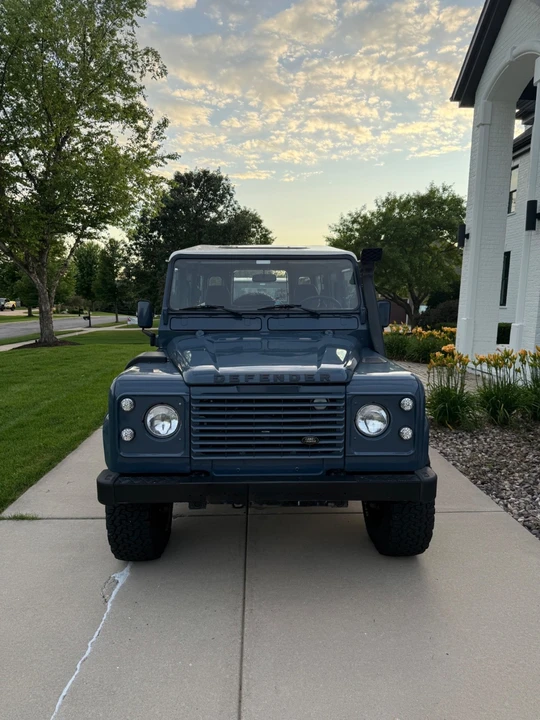 1991 Land Rover Defender 110 - Image 2 of 21