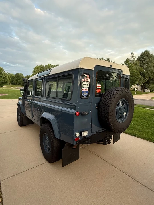 1991 Land Rover Defender 110 - Image 8 of 21