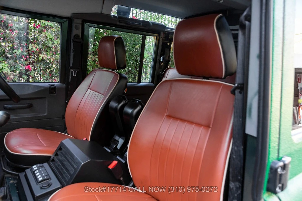 1991 Land Rover Defender 110 - Image 19 of 24