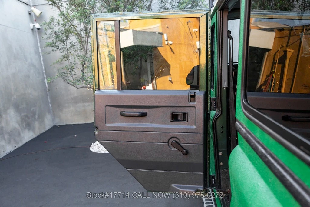 1991 Land Rover Defender 110 - Image 22 of 24