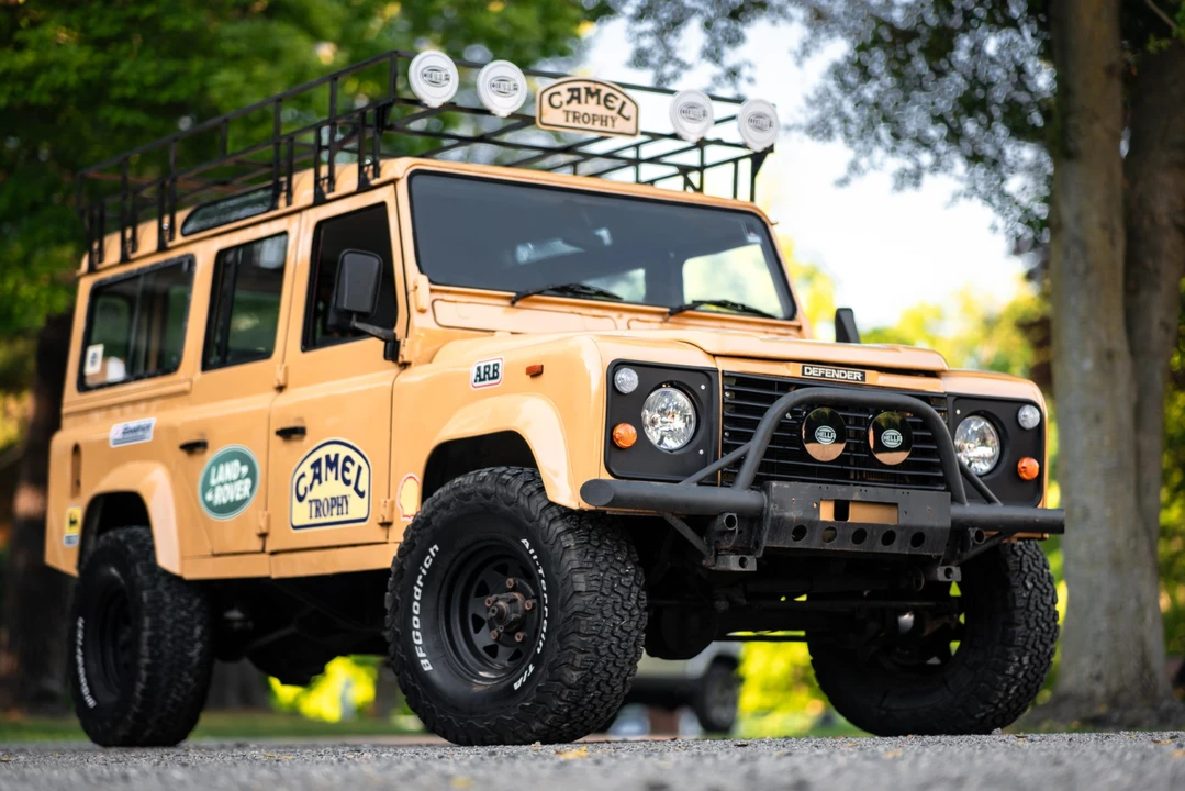1991 Land Rover Defender 110 - Image 14 of 31