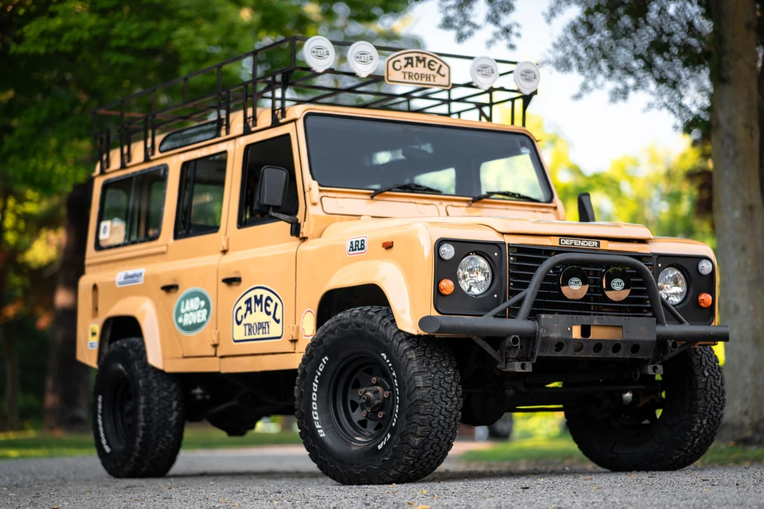 1991 Land Rover Defender 110 - Image 13 of 31