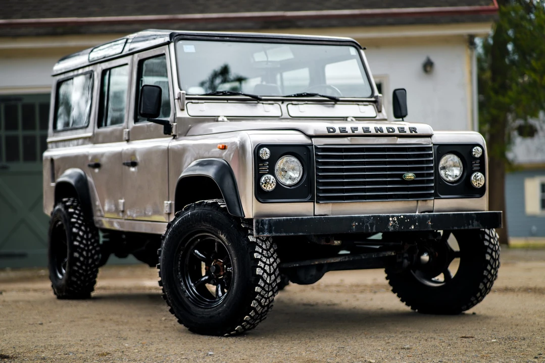 1991 Land Rover Defender 110 - Image 13 of 31