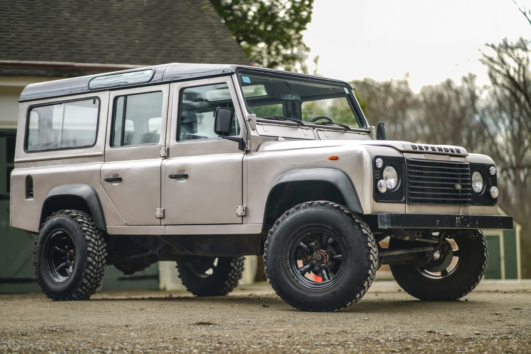 1991 Land Rover Defender 110 - Image 8 of 31