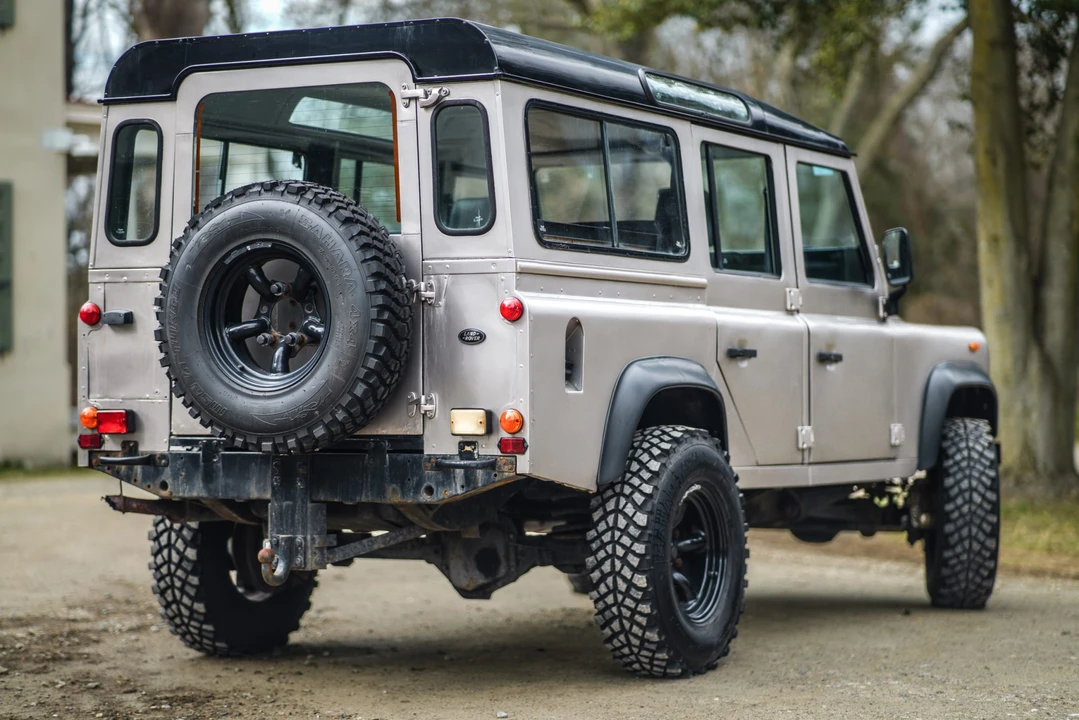 1991 Land Rover Defender 110 - Image 30 of 31