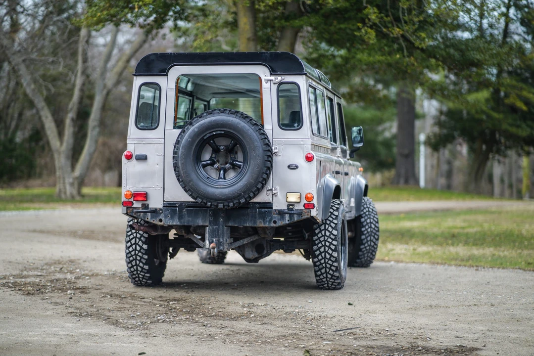 1991 Land Rover Defender 110 - Image 29 of 31