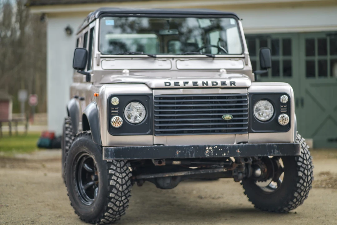 1991 Land Rover Defender 110 - Image 15 of 31
