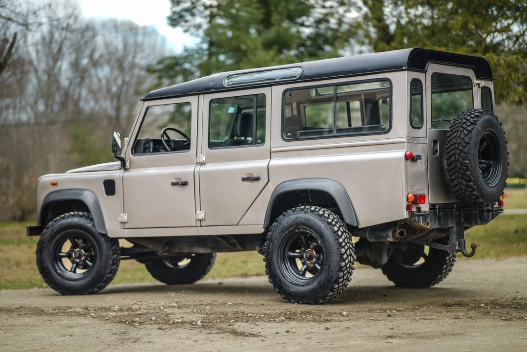 1991 Land Rover Defender 110 - Image 25 of 31