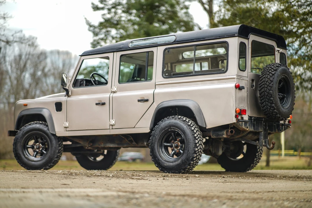 1991 Land Rover Defender 110 - Image 26 of 31