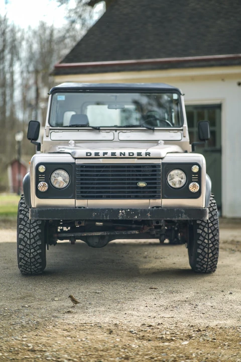 1991 Land Rover Defender 110 - Image 17 of 31