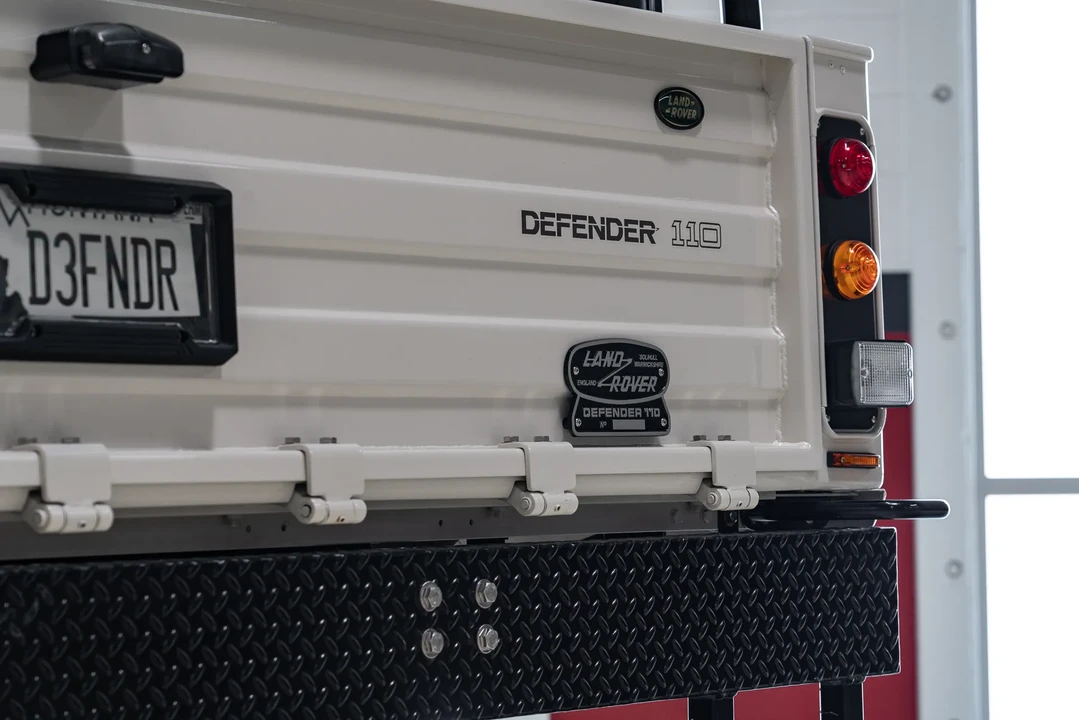 1991 Land Rover Defender 110 - Image 24 of 31