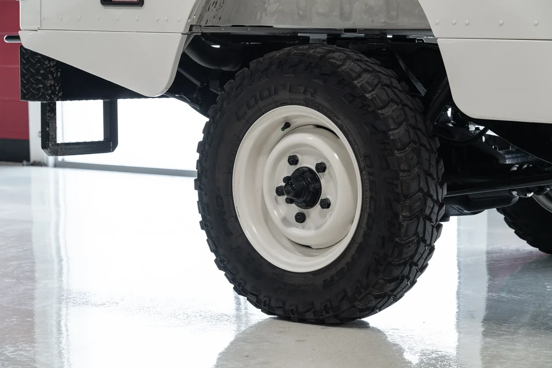 1991 Land Rover Defender 110 - Image 31 of 31