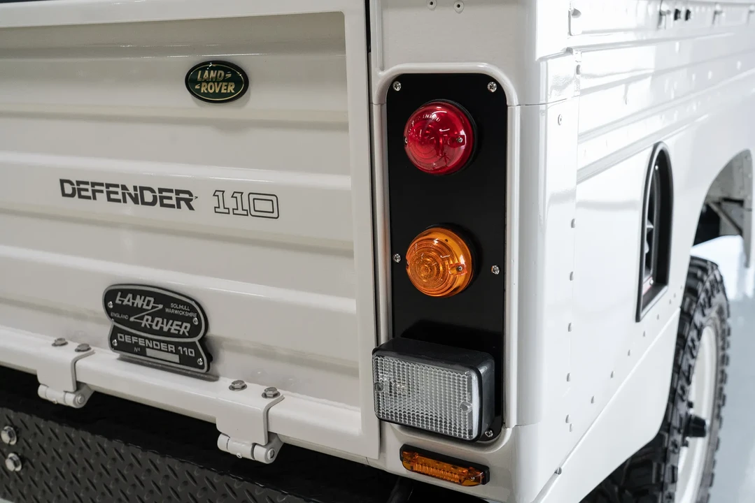 1991 Land Rover Defender 110 - Image 28 of 31