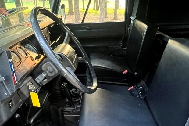 1991 Land Rover Defender 110 - Image 5 of 7
