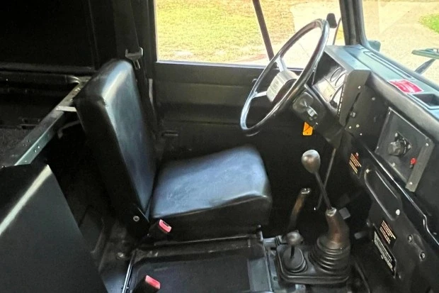 1991 Land Rover Defender 110 - Image 4 of 7