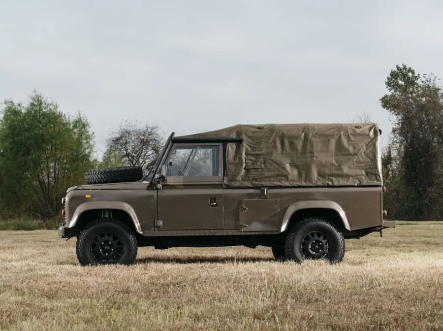 1991 Land Rover Defender 110 - Image 6 of 9