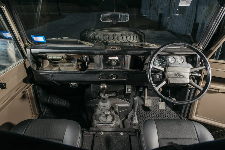 1991 Land Rover Defender 110 - Image 7 of 9