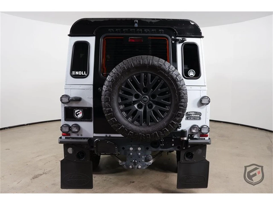 1991 Land Rover Defender 110 - Image 8 of 31