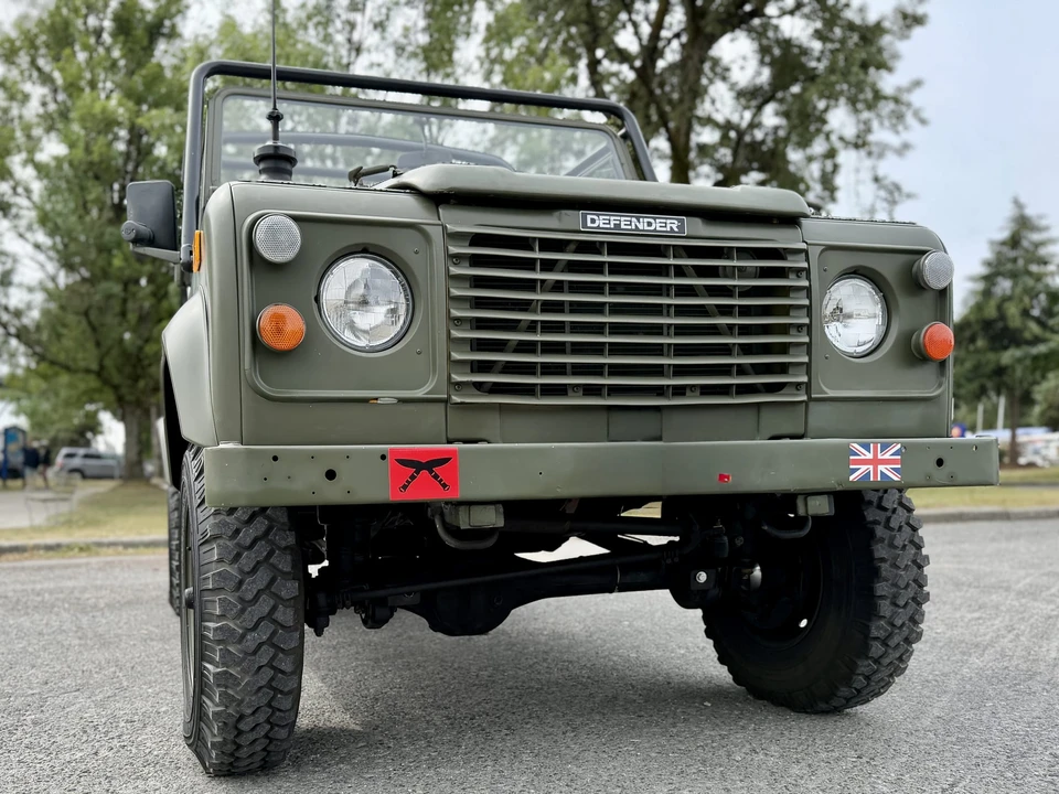 1991 Land Rover Defender 110 - Image 17 of 31