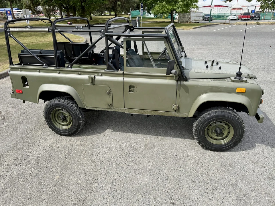 1991 Land Rover Defender 110 - Image 25 of 31