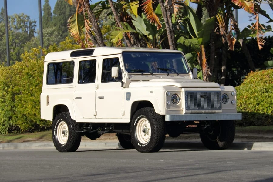 1991 Land Rover Defender 110 - Image 6 of 31