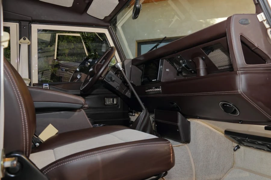 1991 Land Rover Defender 110 - Image 26 of 31