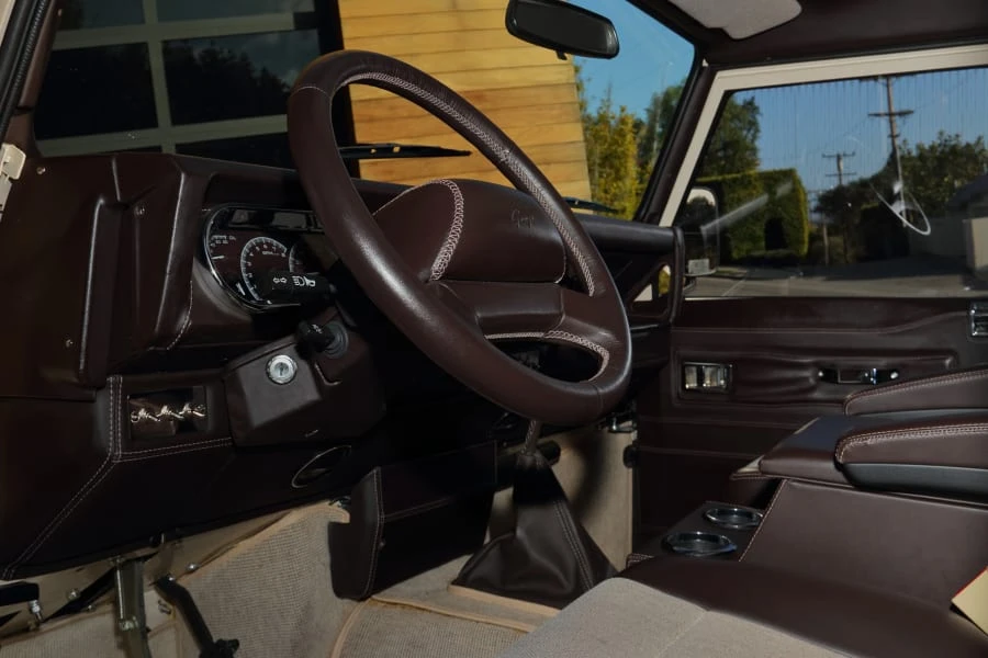 1991 Land Rover Defender 110 - Image 19 of 31