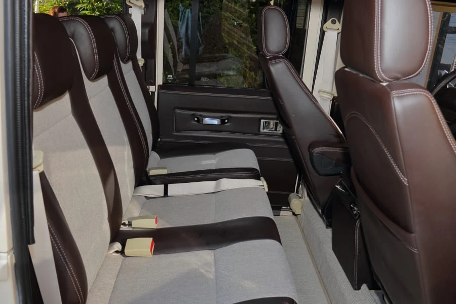 1991 Land Rover Defender 110 - Image 23 of 31