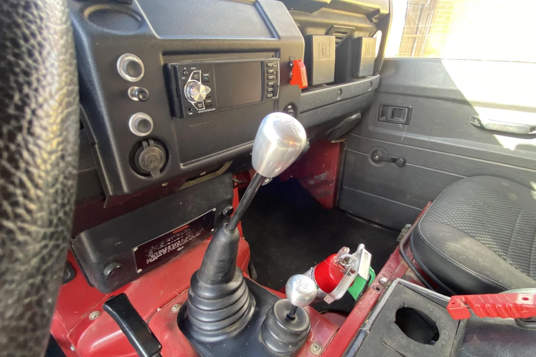 1991 Land Rover Defender 110 - Image 20 of 31