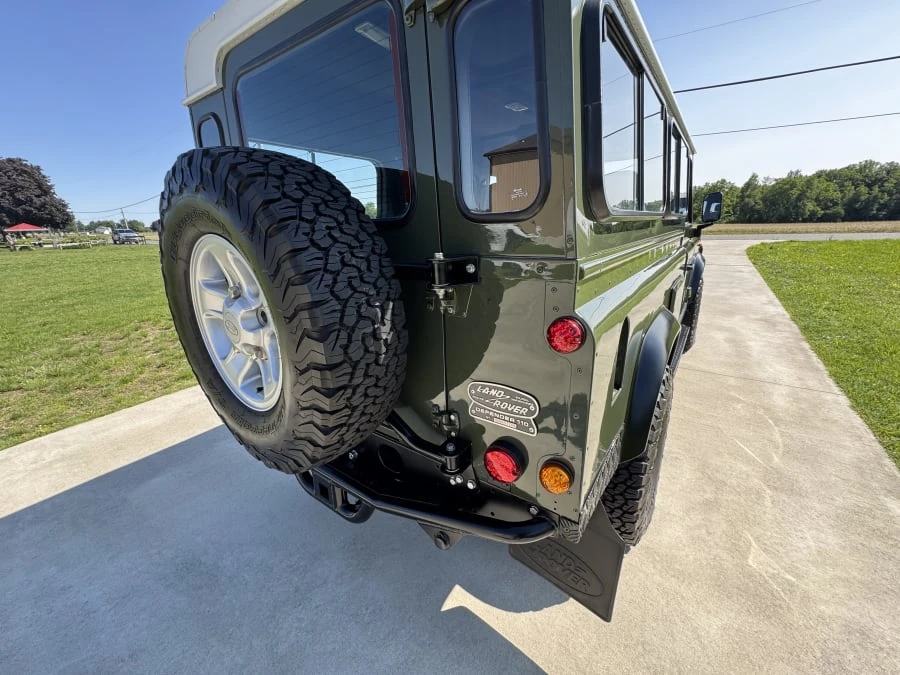 1991 Land Rover Defender 110 - Image 9 of 20