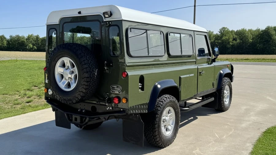 1991 Land Rover Defender 110 - Image 2 of 20