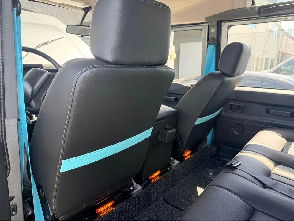 1991 Land Rover Defender 110 - Image 9 of 14