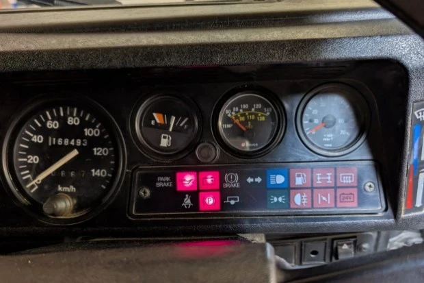 1991 Land Rover Defender 110 - Image 5 of 8